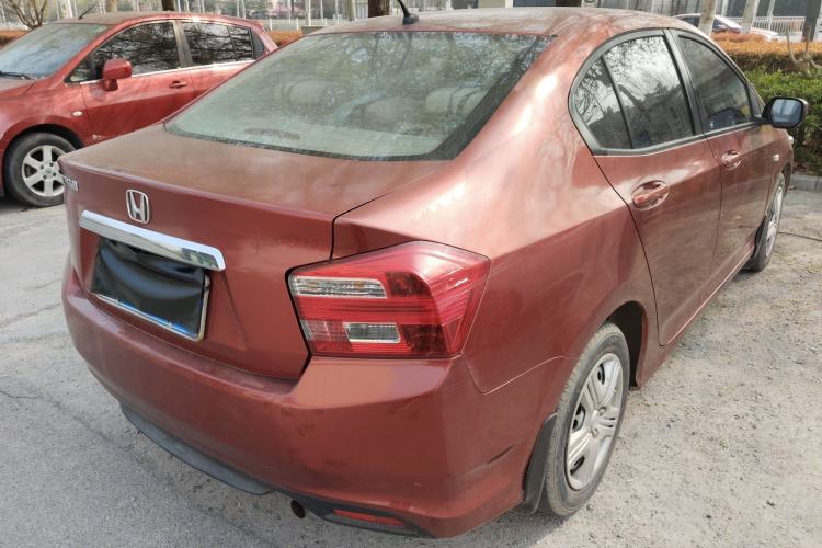 Used Honda City Classic 2012 1.5L manual Comfort version Rear Right 45 Deg