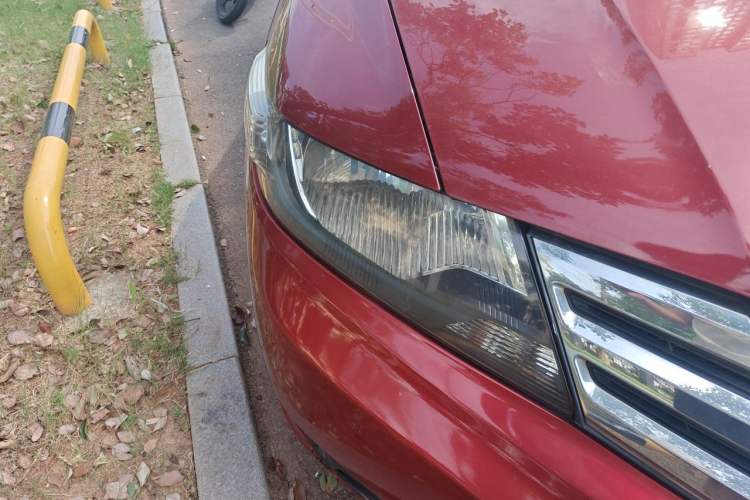 Used Honda City Classic 2012 1.5L Automatic Elite Edition Right Front Headlight