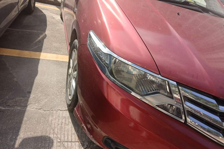 Used Honda City Classic 2012 1.5L Automatic Elite Edition Right Front Headlight