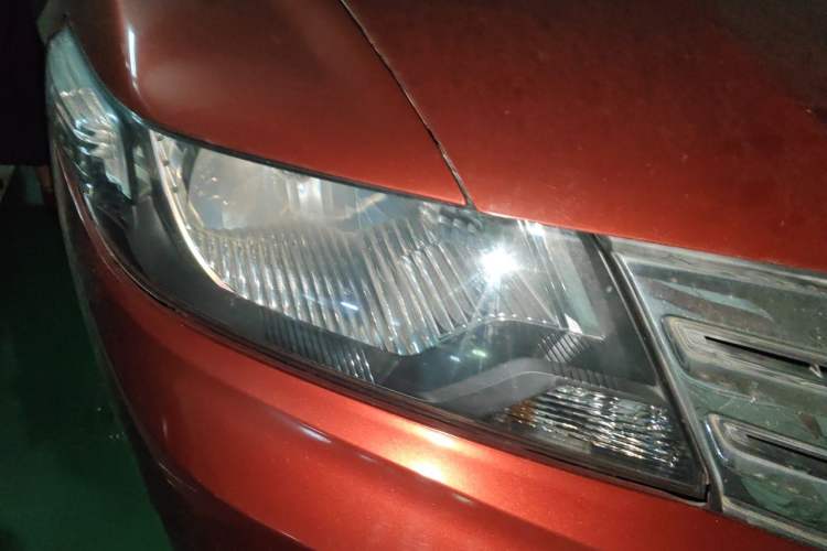 Used Honda City Classic 2012 1.5L manual Elite Edition Right Front Headlight