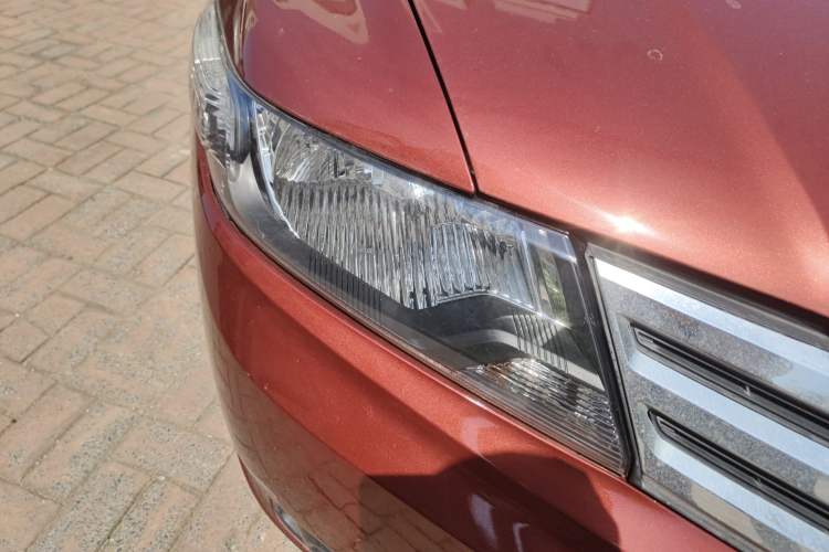 Used Honda City Classic 2012 1.5L manual Elite Edition Right Front Headlight