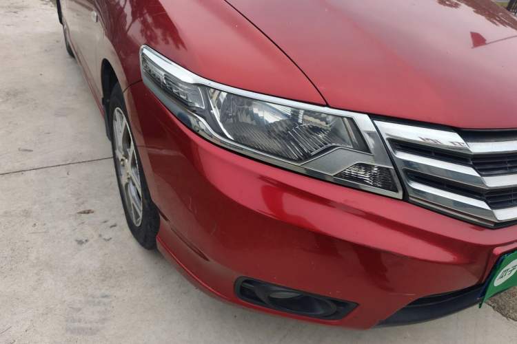 Used Honda City Classic 2012 1.5L manual Comfort version Right Front Headlight