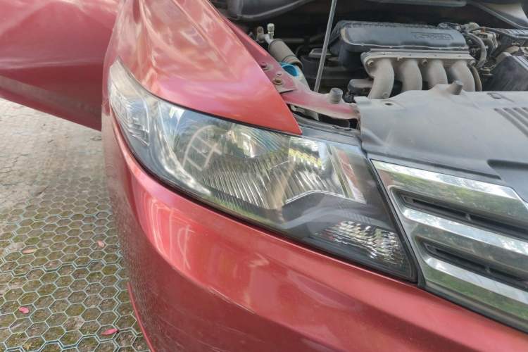 Used Honda City Classic 2012 1.5L manual Comfort version Right Front Headlight