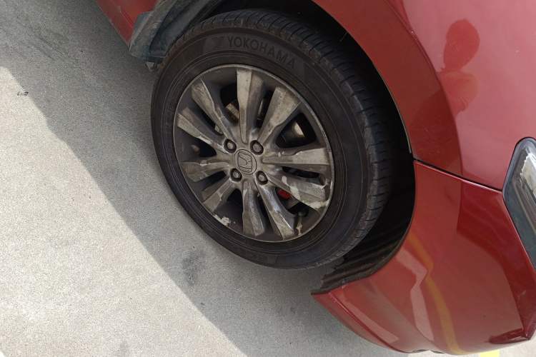 Used Honda City Classic 2012 1.5L Automatic Elite Edition Right Front Wheel Hub