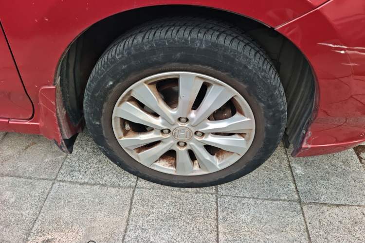 Used Honda City Classic 2012 1.5L Automatic Elite Edition Right Front Wheel Hub