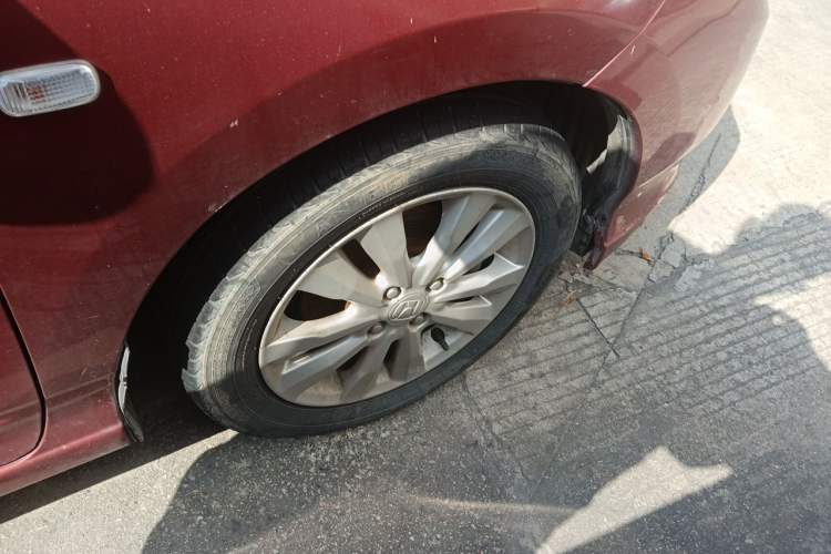 Used Honda City Classic 2012 1.5L Automatic Elite Edition Right Front Wheel Hub