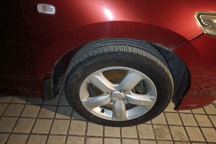 Used Honda City Classic 2012 1.5L Automatic Elite Edition Right Front Wheel Hub