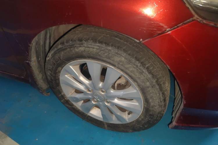 Used Honda City Classic 2012 1.5L Automatic Elite Edition Right Front Wheel Hub