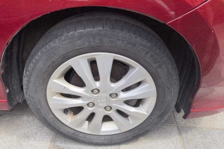 Used Honda City Classic 2012 1.5L Automatic Elite Edition Right Front Wheel Hub