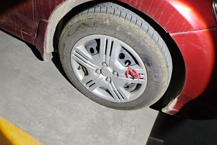 Used Honda City Classic 2012 1.5L manual Comfort version Right Front Wheel Hub