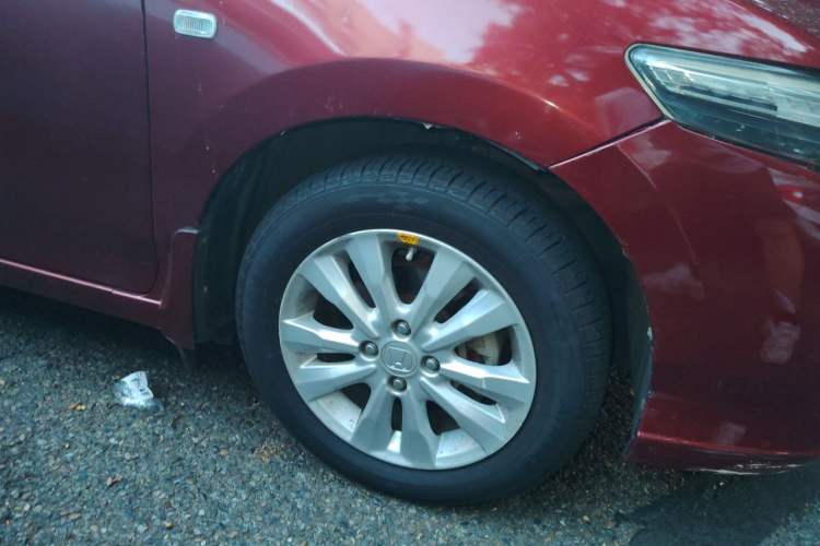 Used Honda City Classic 2012 1.5L Automatic Elite Edition Right Front Wheel Hub