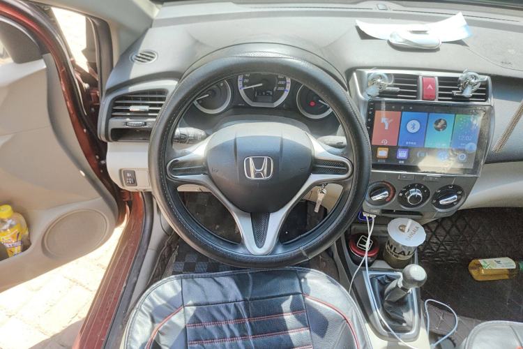 Used Honda City Classic 2012 1.5L manual Elite Edition Steering Wheel