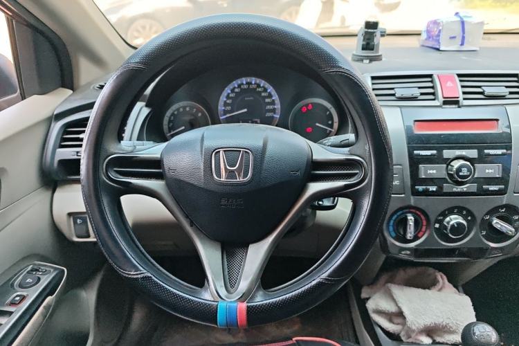 Used Honda City Classic 2012 1.5L manual Elite Edition Steering Wheel