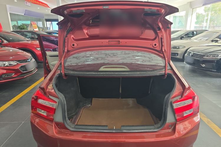 Used Honda City Classic 2012 1.5L manual Comfort version Trunk