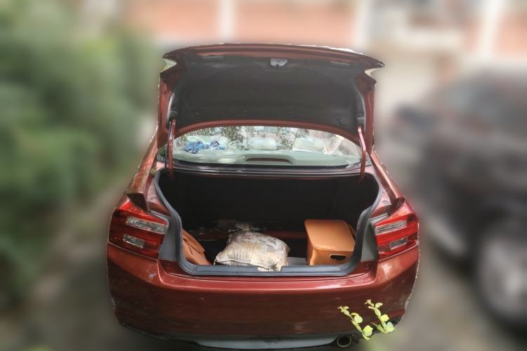 Used Honda City Classic 2012 1.5L Automatic Elite Edition Trunk
