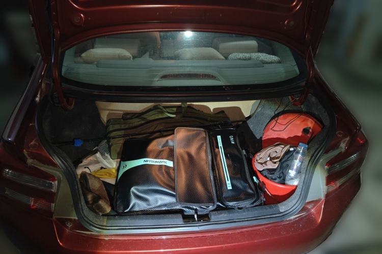 Used Honda City Classic 2012 1.5L manual Comfort version Trunk
