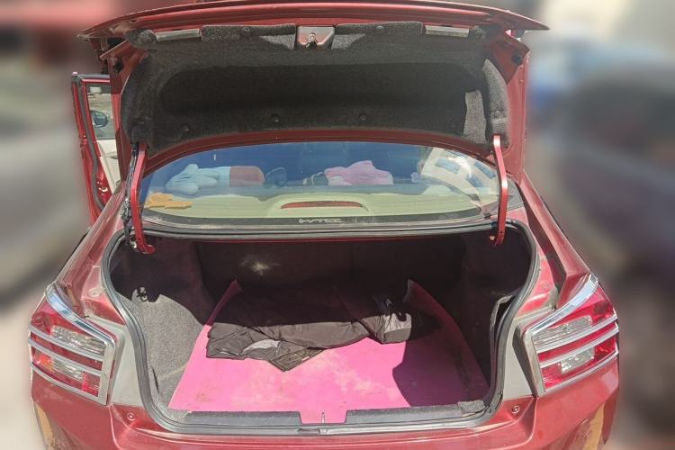 Used Honda City Classic 2012 1.5L Automatic Elite Edition Trunk