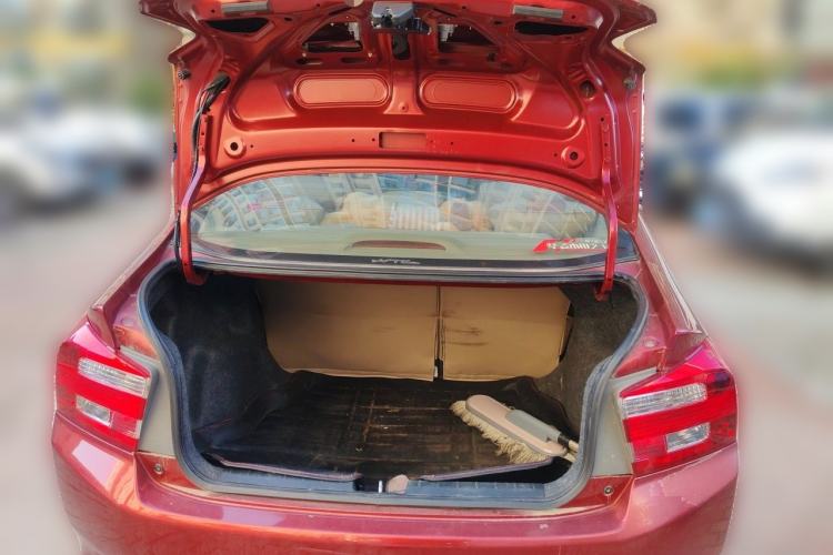 Used Honda City Classic 2012 1.5L manual Comfort version Trunk