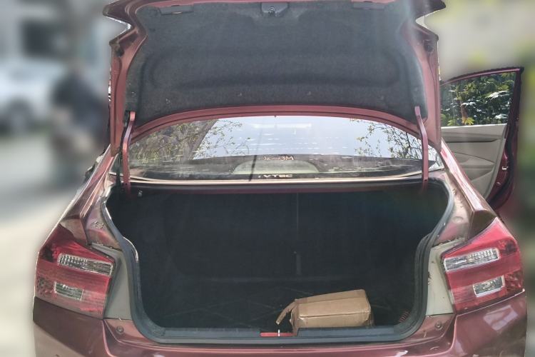 Used Honda City Classic 2012 1.5L Automatic Elite Edition Trunk