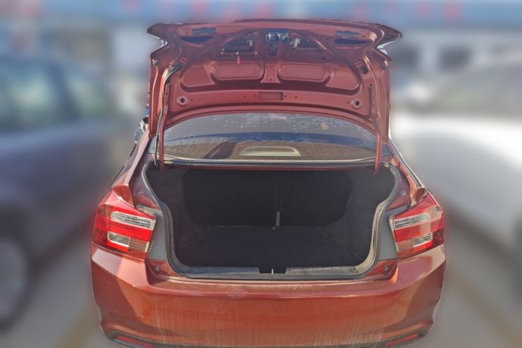 Used Honda City Classic 2012 1.5L manual Comfort version Trunk