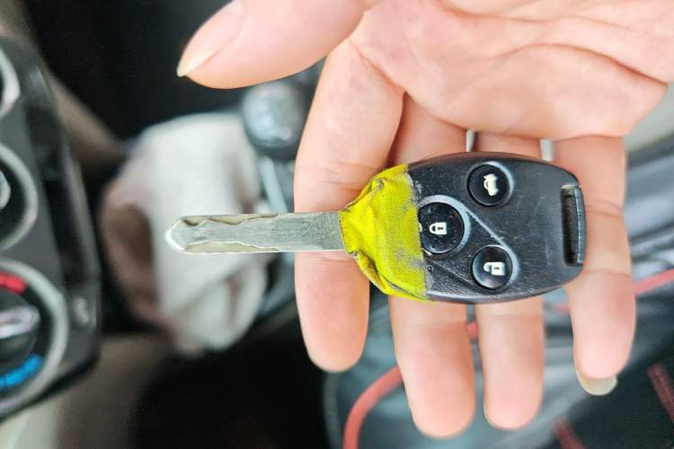 Used Honda City Classic 2012 1.5L manual Elite Edition Vehicle Key