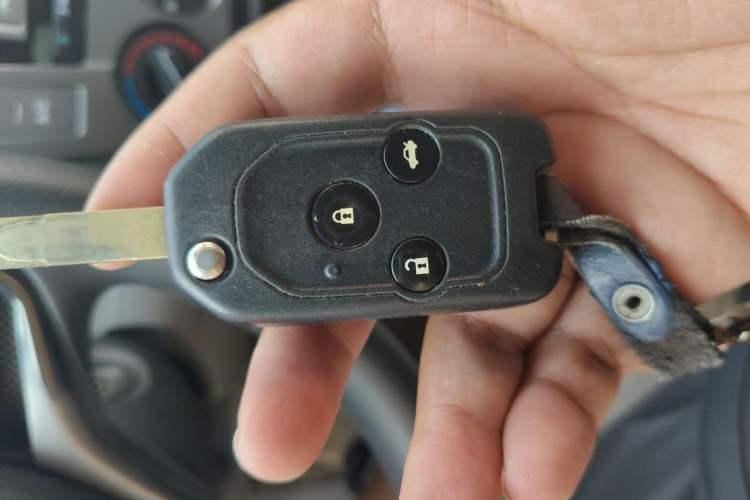 Used Honda City Classic 2012 1.5L manual Comfort version Vehicle Key