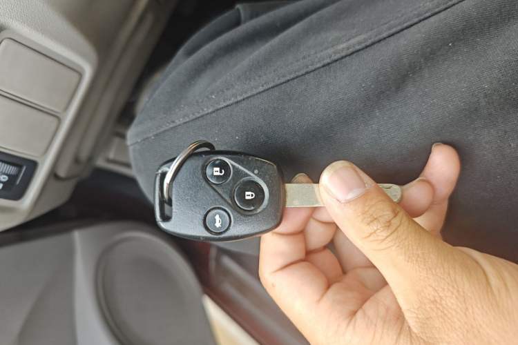 Used Honda City Classic 2012 1.5L manual Comfort version Vehicle Key
