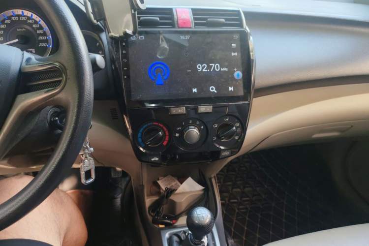 Used Honda City Classic 2012 1.5L manual Comfort version Audio And AC Panel
