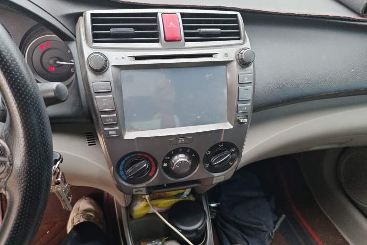 Used Honda City Classic 2012 1.5L manual Comfort version Audio And AC Panel