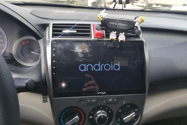 Used Honda City Classic 2012 1.5L Automatic Elite Edition Audio And AC Panel