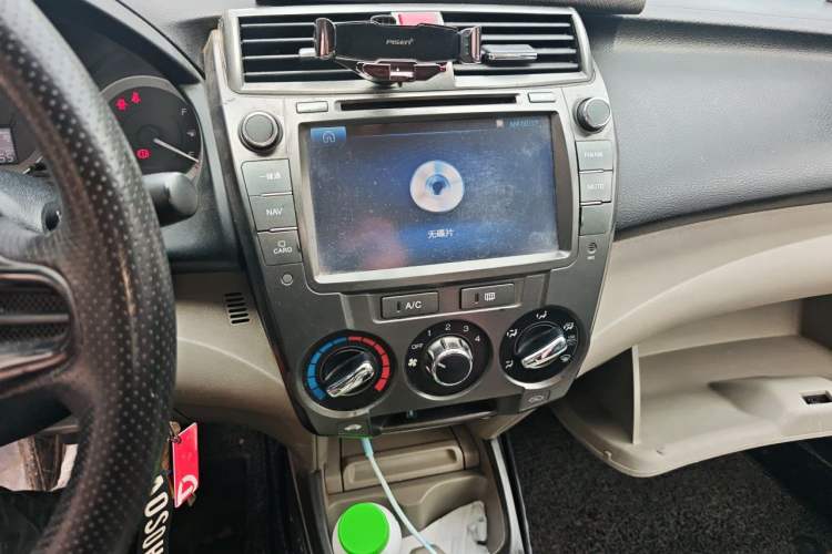 Used Honda City Classic 2012 1.5L manual Elite Edition Audio And AC Panel