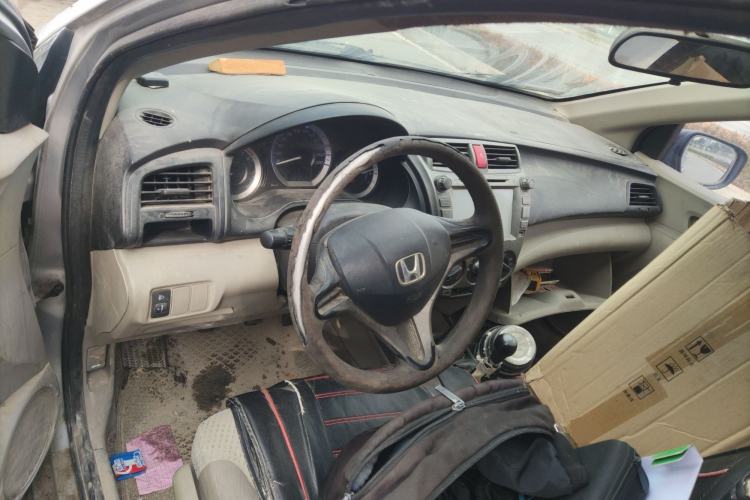 Used Honda City Classic 2012 1.5L manual Elite Edition Center Console