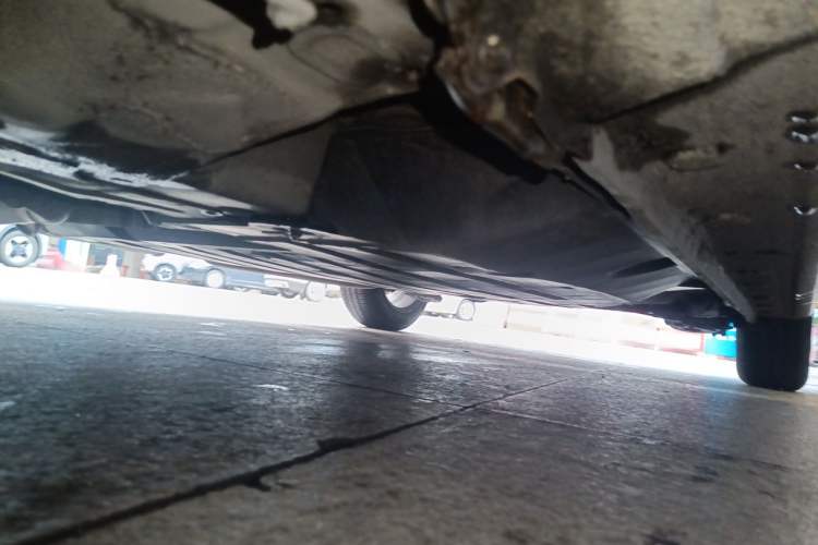 Used Honda City Classic 2012 1.5L manual Comfort version Chassis Front Left