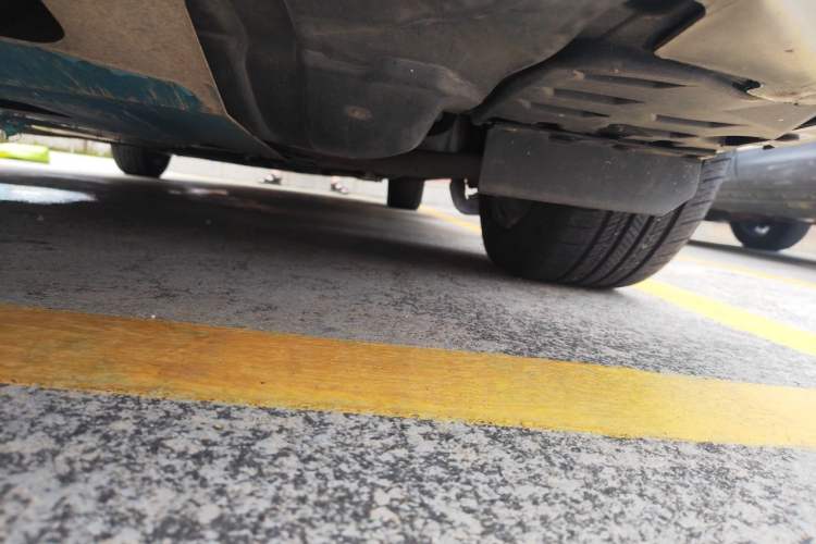 Used Honda City Classic 2012 1.5L manual Comfort version Chassis Front Left