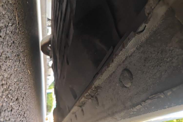 Used Honda City Classic 2012 1.5L manual Comfort version Chassis Front Left