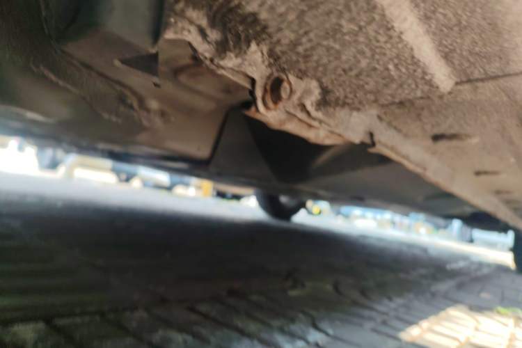 Used Honda City Classic 2012 1.5L manual Comfort version Chassis Front Left