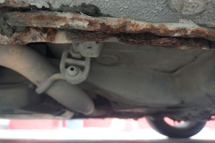Used Honda City Classic 2012 1.5L manual Comfort version Chassis Front Right