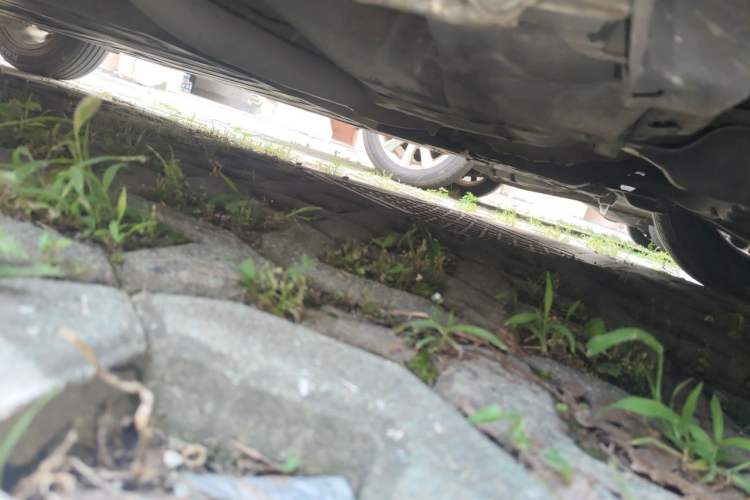 Used Honda City Classic 2012 1.5L manual Elite Edition Chassis Front Right