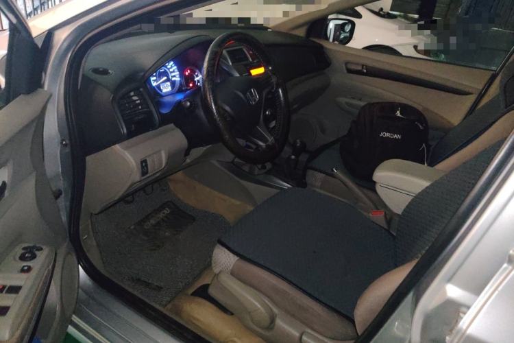 Used Honda City Classic 2012 1.5L manual Comfort version Driver Seat