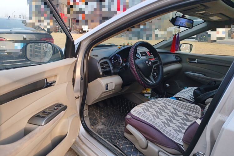 Used Honda City Classic 2012 1.5L manual Elite Edition Driver Seat