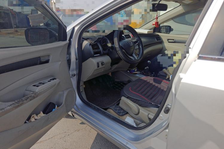 Used Honda City Classic 2012 1.5L manual Comfort version Driver Seat