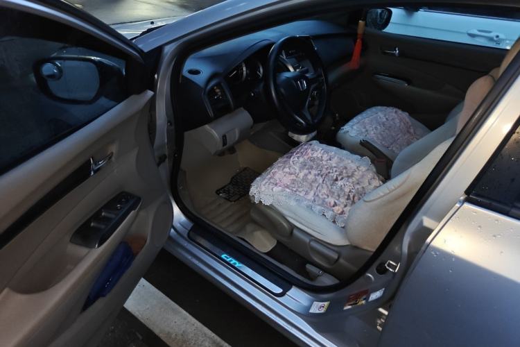 Used Honda City Classic 2012 1.5L manual Elite Edition Driver Seat