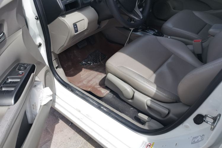 Used Honda City Classic 2012 1.5L Automatic Elite Edition Driver Seat
