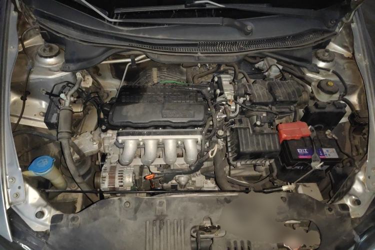 Used Honda City Classic 2012 1.5L manual Comfort version Engine Bay