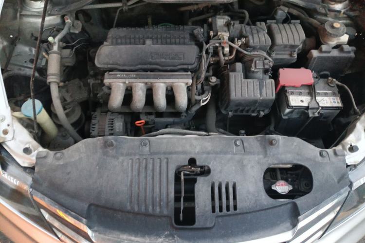 Used Honda City Classic 2012 1.5L manual Elite Edition Engine Bay