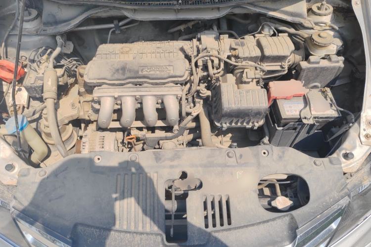 Used Honda City Classic 2012 1.5L manual Comfort version Engine Bay