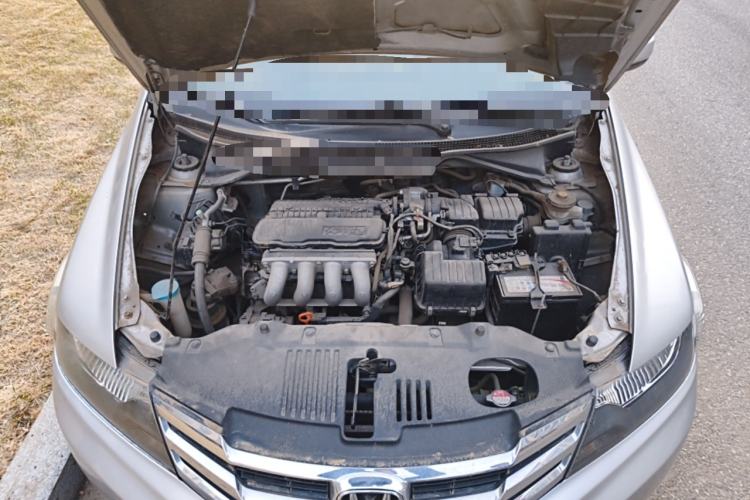 Used Honda City Classic 2012 1.5L manual Elite Edition Engine Bay