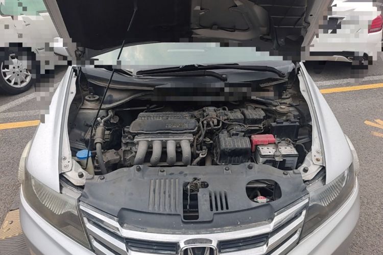 Used Honda City Classic 2012 1.5L manual Comfort version Engine Bay