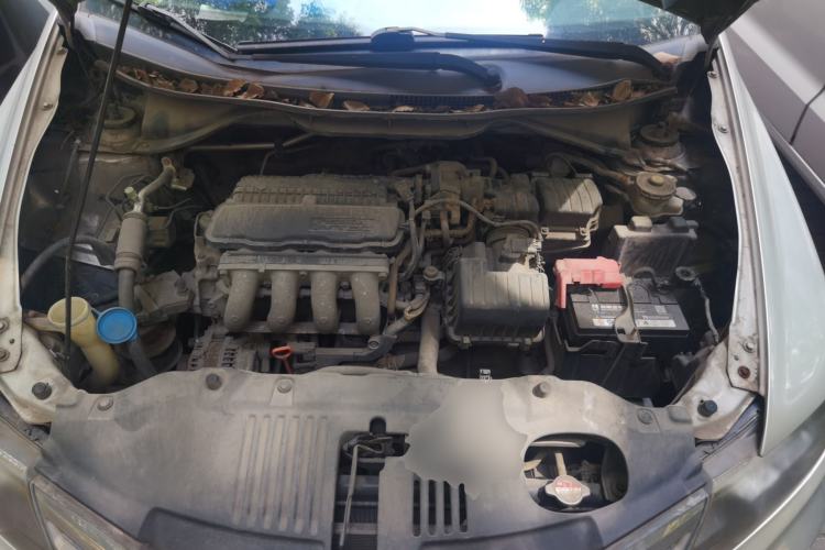 Used Honda City Classic 2012 1.5L manual Elite Edition Engine Bay