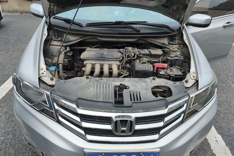 Used Honda City Classic 2012 1.5L Automatic Elite Edition Engine Bay
